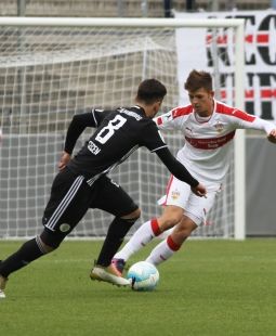 Marvin Wanitzek zeigte erneut ein starkes Spiel. /?proxy=REDAKTION/Saison/VfB_II/2016-2017/16_17-VfB-II-Homburg-255.jpg