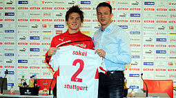 Die neue Nummer 2 des VfB: Gotoku Sakai /?proxy=REDAKTION/News/2011-2012/Personen/Sakai_PK_2_255x143.jpg