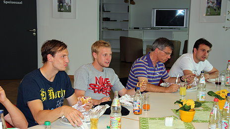 /?proxy=REDAKTION/News/2011/Akademie_Niedermeier_2_464x261.jpg