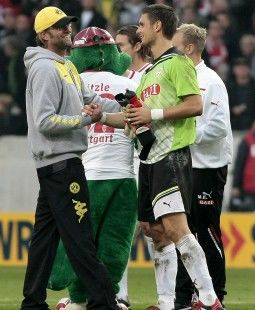 /?proxy=REDAKTION/News/2011-2012/News/VfB_-_BVB_Klopp_Ulreich_255x310.jpg