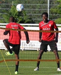 /?proxy=REDAKTION/News/2011-2012/Traore_Bah_2011_Fussballtennis_255x310.jpg
