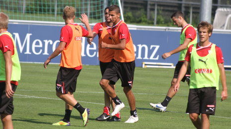 /?proxy=REDAKTION/News/2011-2012/Testspiele/Trainingsspiel_VfB_VfBII_2_464x261.jpg