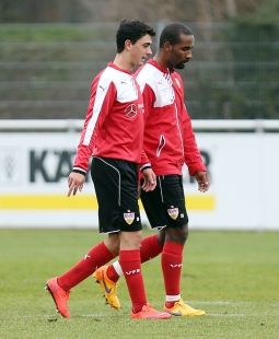 Joel Sonora und Cacau /?proxy=REDAKTION/News/2015-2016/VfB_II/15_16-Training-Sonora-Cacau-255.jpg