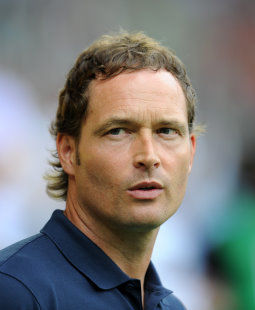 SC-Coach Marcus Sorg /?proxy=REDAKTION/News/2011-2012/News/Vorbericht_Freiburg-VfB-2_255x310.jpg