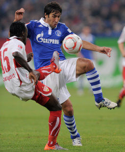 /?proxy=REDAKTION/News/2010/Vorbericht_Schalke_255x310.jpg