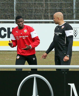Toni Rüdiger beim Individualtraining /?proxy=REDAKTION/News/2014-2015/20150310_Antonio_Ruediger_Chima_Onyeike_255x310.jpg