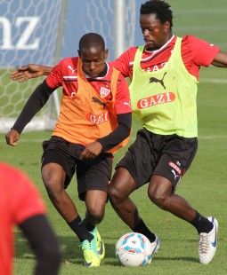 /?proxy=REDAKTION/News/2011-2012/News/Bah_Traore_Afrika-Cup_255x310.jpg