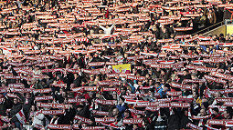 /?proxy=REDAKTION/News/2010/Fans/Fans_NL2_255x143.jpg