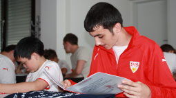/?proxy=REDAKTION/News/2010/kickenlesen_255x143.jpg