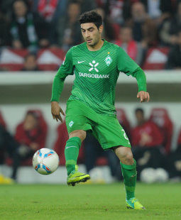 Werder Neuzugang Mehmet Ekici /?proxy=REDAKTION/News/2011-2012/News/Vorbericht_Bremen_VfB_1112_255x310.jpg