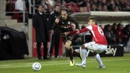 /?proxy=REDAKTION/Saison/VfB/2011-2012/Mainz-VfB1112_1_255x143.jpg