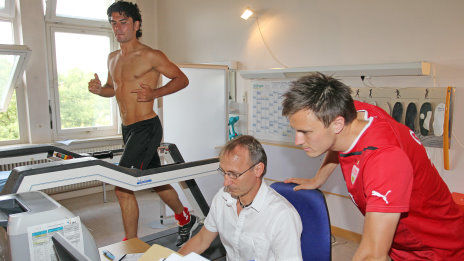 /?proxy=REDAKTION/News/2011-2012/Vorbereitung/Sportmedizin_tuebingen_I_464x261.jpg