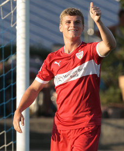 Freut sich über sein erstes Profitor: Timo Werner /?proxy=REDAKTION/News/2013-2014/Werner_Debuet_255x310.jpg