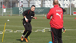 /?proxy=REDAKTION/News/2011/20110323_Training_255x143_3.jpg