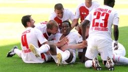 /?proxy=REDAKTION/News/2011-2012/Vorbereitung/Traore_Augsburg_255x143.jpg