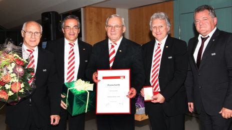 /?proxy=REDAKTION/News/2011-2012/News/Geburtstag_Arzt_1_464x261.jpg
