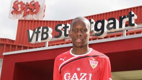 /?proxy=REDAKTION/News/2011-2012/Vorbereitung/Traore_Ankunft_3_464x261.jpg