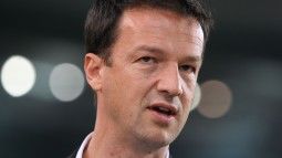 /?proxy=REDAKTION/News/2011-2012/Personen/Bobic_nach_Hoffenheim_255x143.jpg