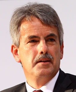 Gerd E. Mäuser /?proxy=REDAKTION/Verein/Vereinsfuehrung/Gerd-E-Maueser/Gerd-E.-Maeuser-MGV-2012-255x310.jpg
