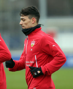 Am Dienstag im Teamtraining: Federico Barba /?proxy=REDAKTION/News/2015-2016/20160315-Federico-Barba-laeuft-255x310.jpg