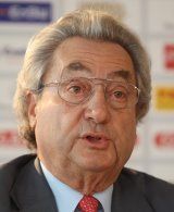 Prof. Dr. Dieter Hundt /?proxy=REDAKTION/News/2011/Hundt_160x195.jpg
