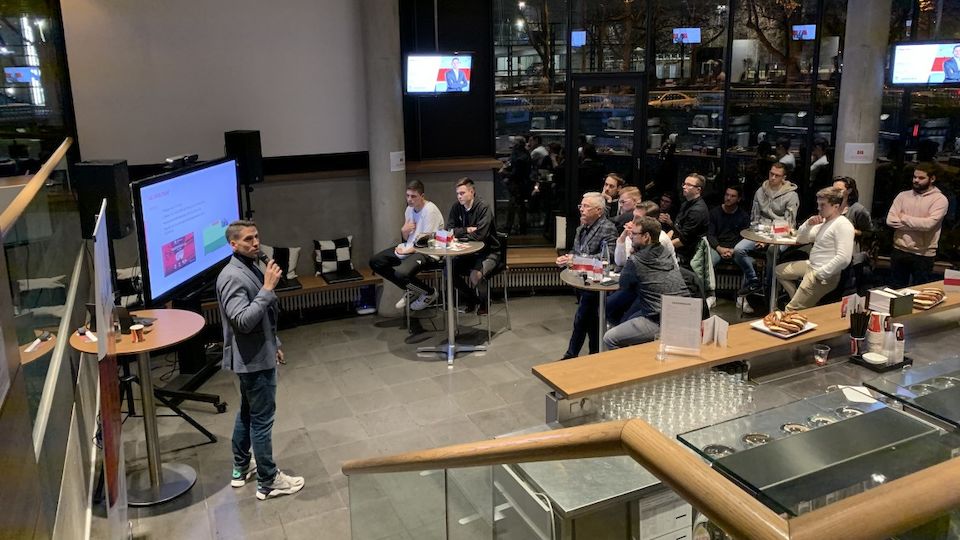 VfB Stuttgart | VfB Stuttgart Akademie meets VfB eSports