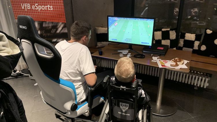 VfB Stuttgart | VfB Stuttgart Akademie meets VfB eSports