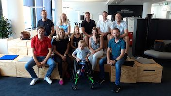 VfB Master Studierende informieren sich in der Daimler-Zentrale