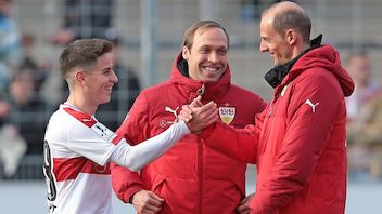 Strahlende Gesichter nach Abpfiff: Sessa, Hinkel, Barth