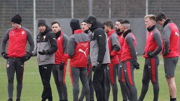 Start mit einem Heimspiel