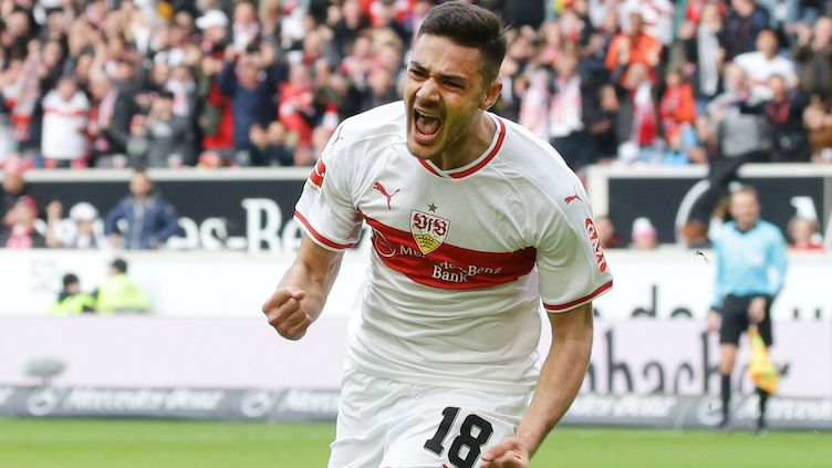 Vfb Stuttgart Ozan Kabak Ist Bundesliga Rookie Der Saison 2018 2019