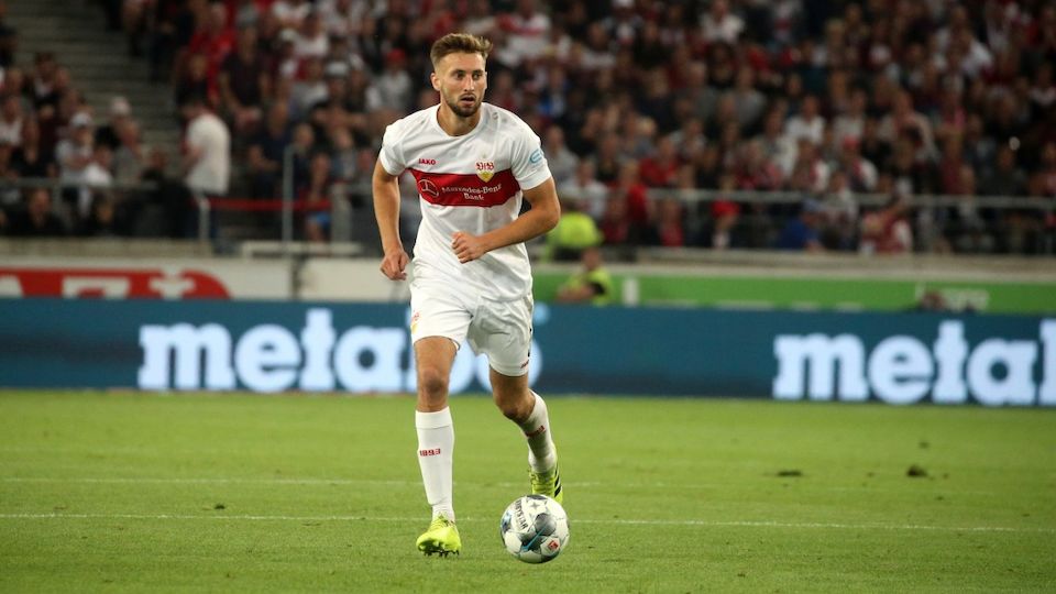 Vfb Stuttgart Neuerliche Leihe Nathaniel Phillips