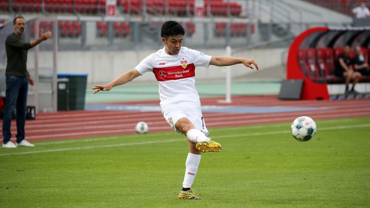 Vfb Stuttgart Wataru Endo Stadion Aktuell Portrait € er ist auf vielen. vfb stuttgart wataru endo stadion