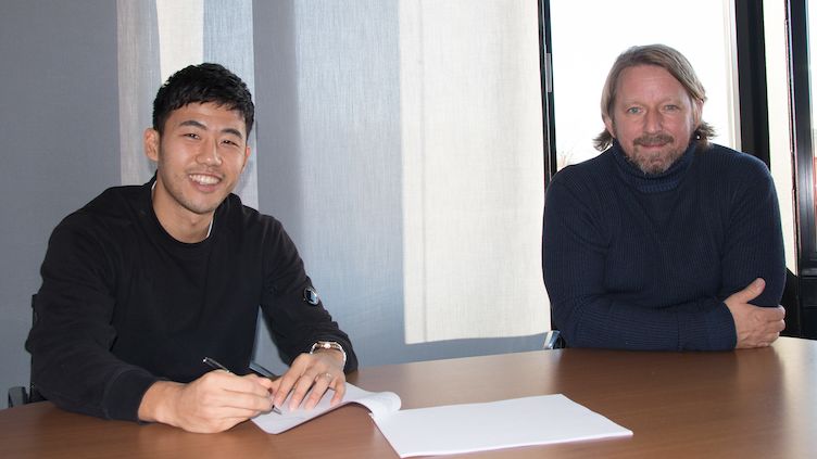 Vfb Stuttgart Vertragsverlangerung Wataru Endo Fichajes, salarios, palmares, estadisticas en el club y seleccion. vfb stuttgart vertragsverlangerung