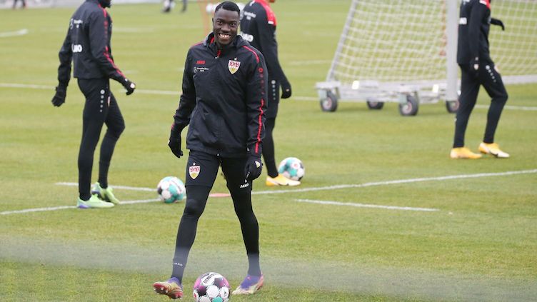 VfB Stuttgart | Rookie Silas Wamangituka im VfB TV Interview