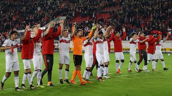 Die Stimmen zum Spiel