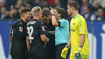 Die Stimmen zum Spiel